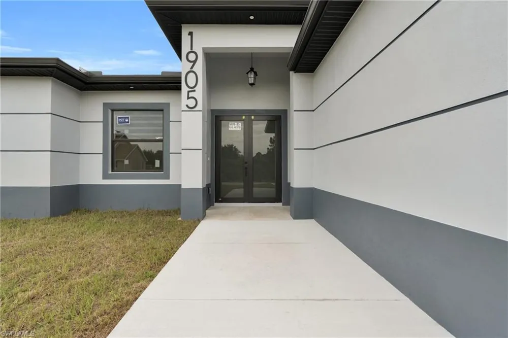 1905 W 13th Street Lehigh Acres, FL 33972