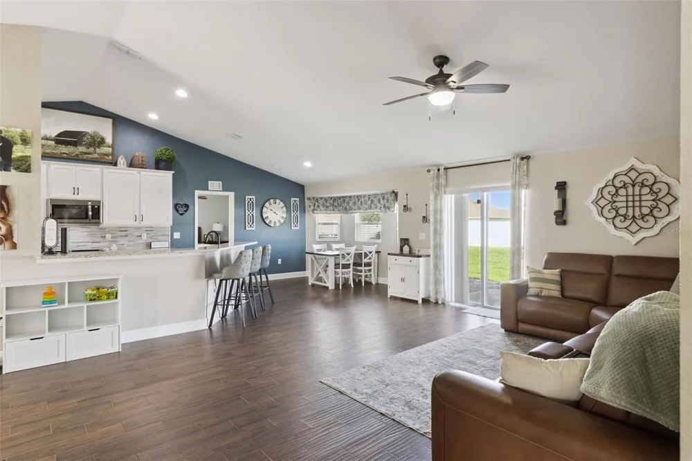 925 LOCHLAND LOOP Bartow, FL 33830
