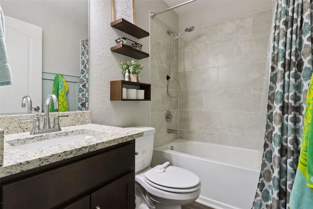 925 LOCHLAND LOOP Bartow, FL 33830