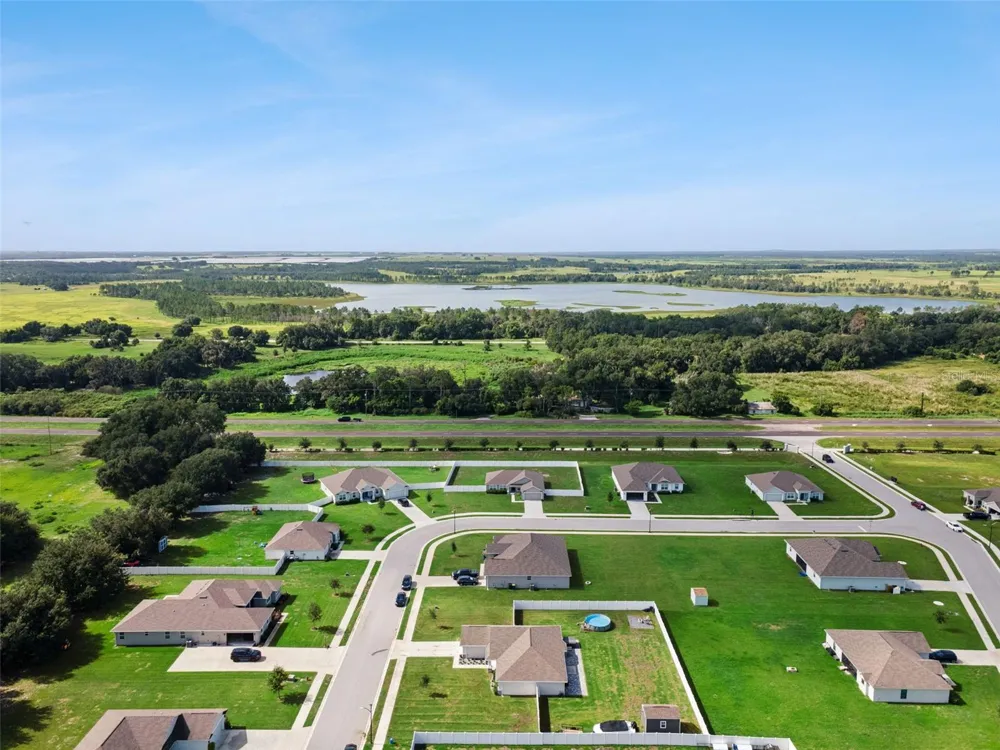 925 LOCHLAND LOOP Bartow, FL 33830