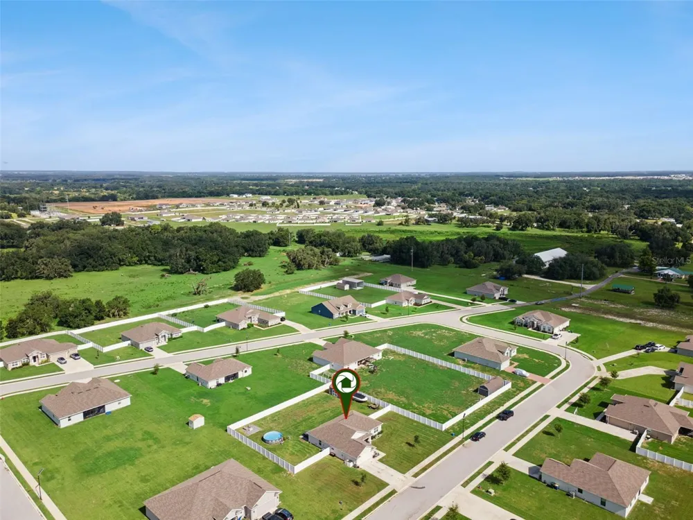 925 LOCHLAND LOOP Bartow, FL 33830