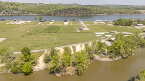 328 Duck Blind Rd