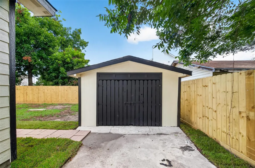 7135 Avenue E Houston, TX 77011