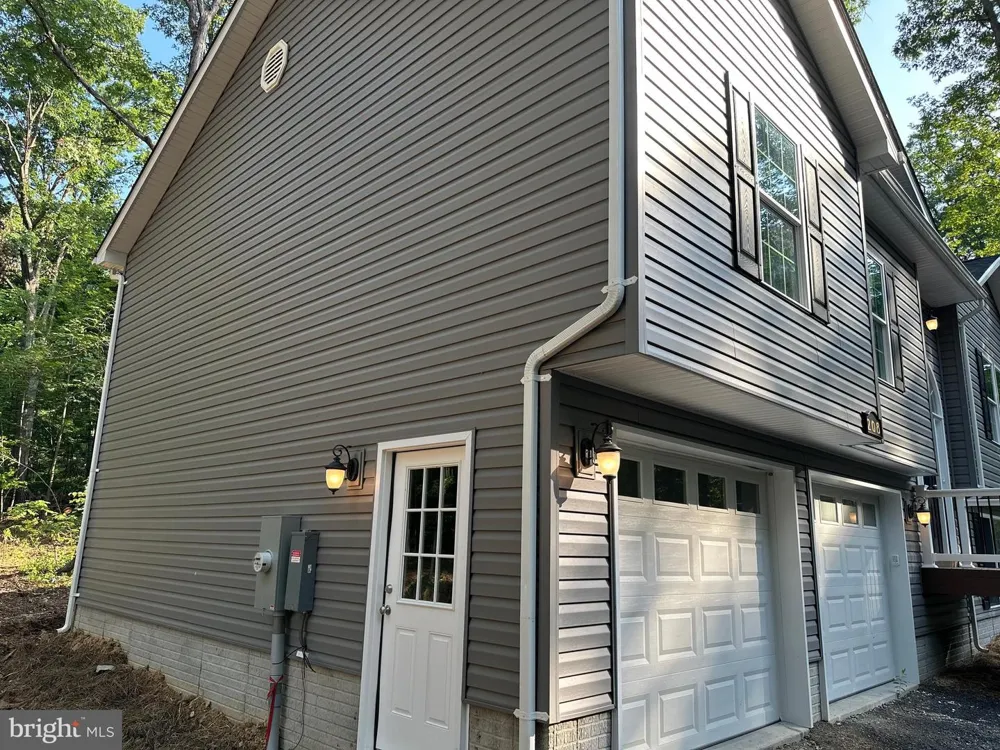 208 BEAVER TRAIL Winchester, VA 22602