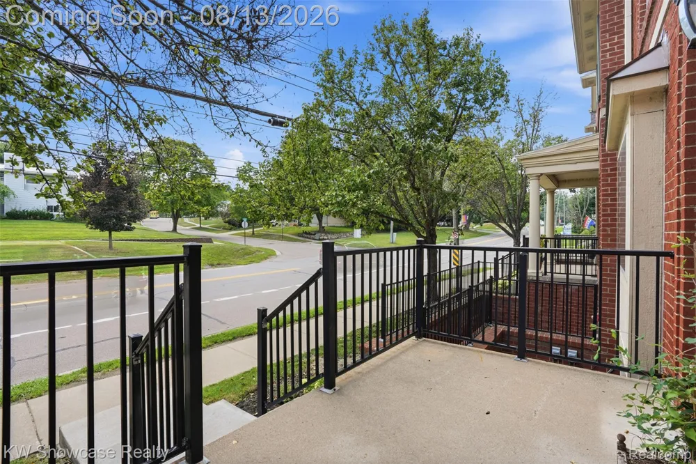 480 Village Lane Milford Village, MI 48381