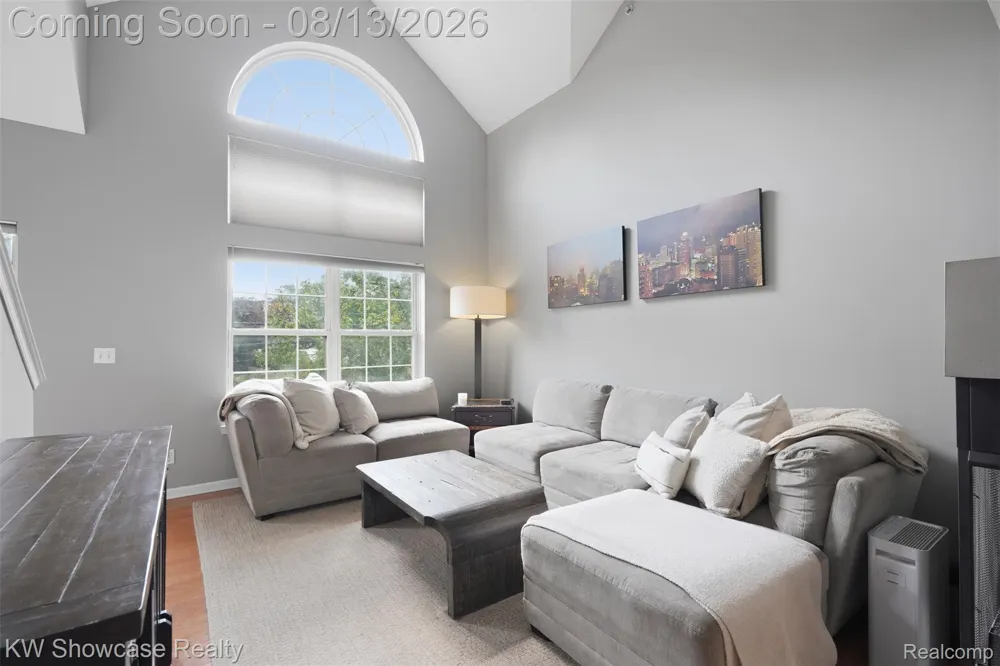 480 Village Lane Milford Village, MI 48381