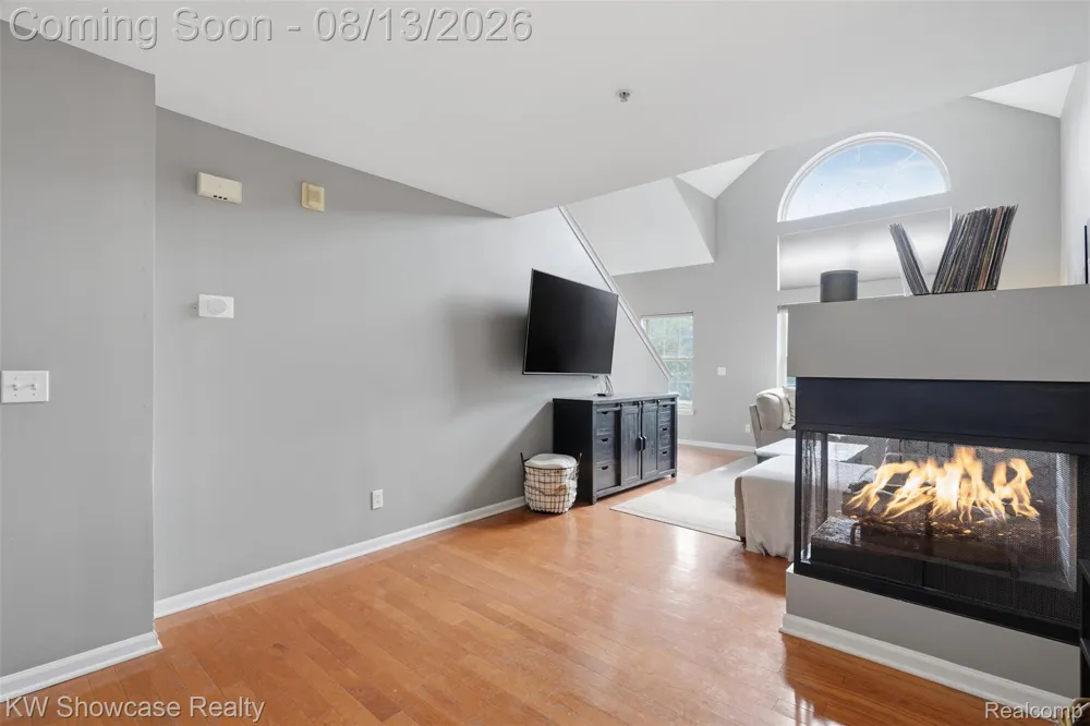 480 Village Lane Milford Village, MI 48381
