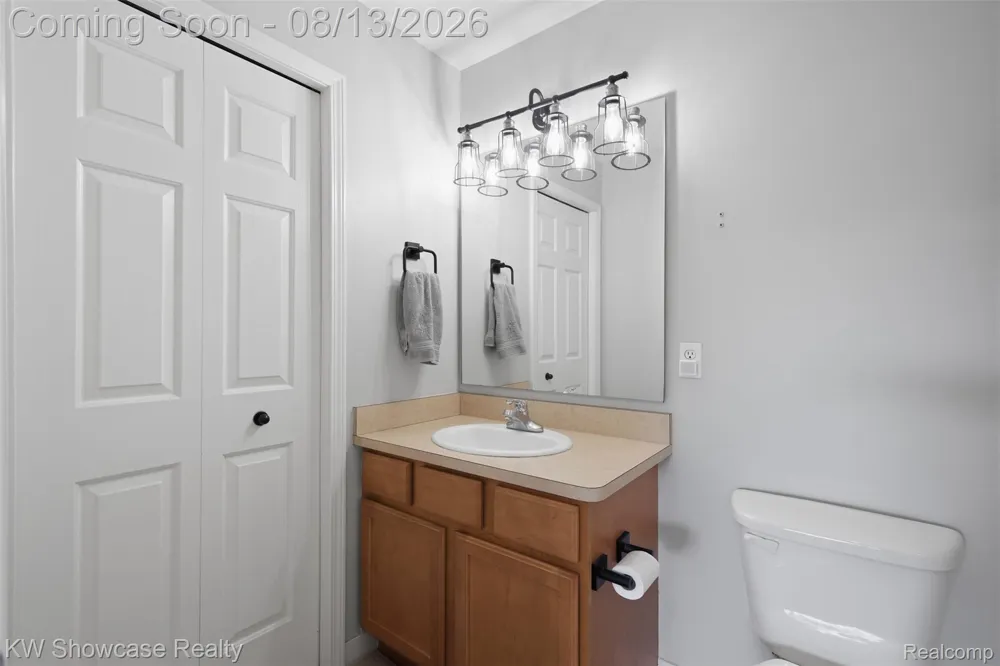 480 Village Lane Milford Village, MI 48381