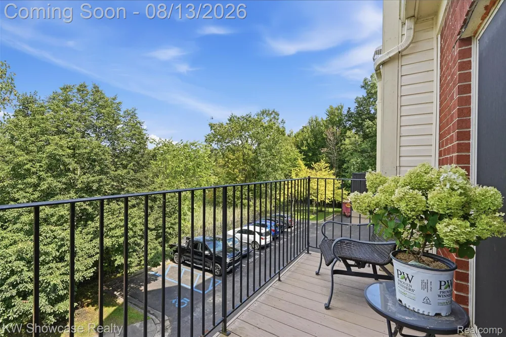 480 Village Lane Milford Village, MI 48381