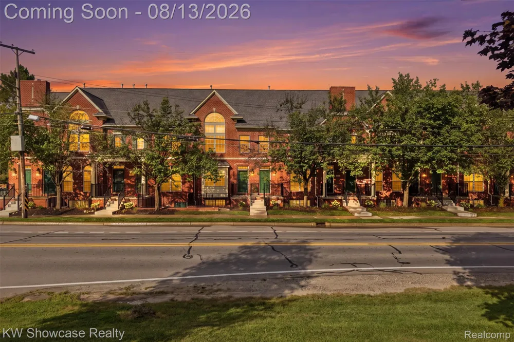 480 Village Lane Milford Village, MI 48381