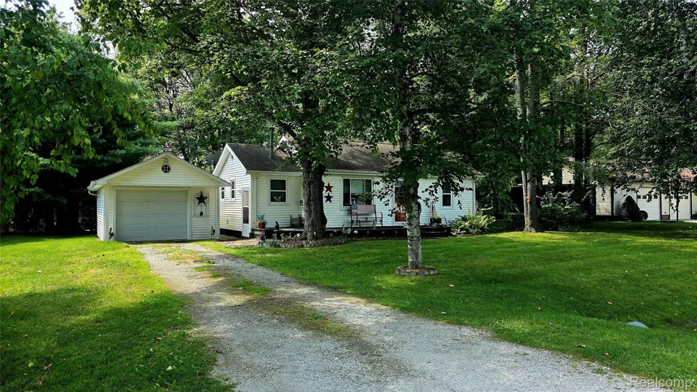4677 Davidson Road Kimball Township, MI 48074