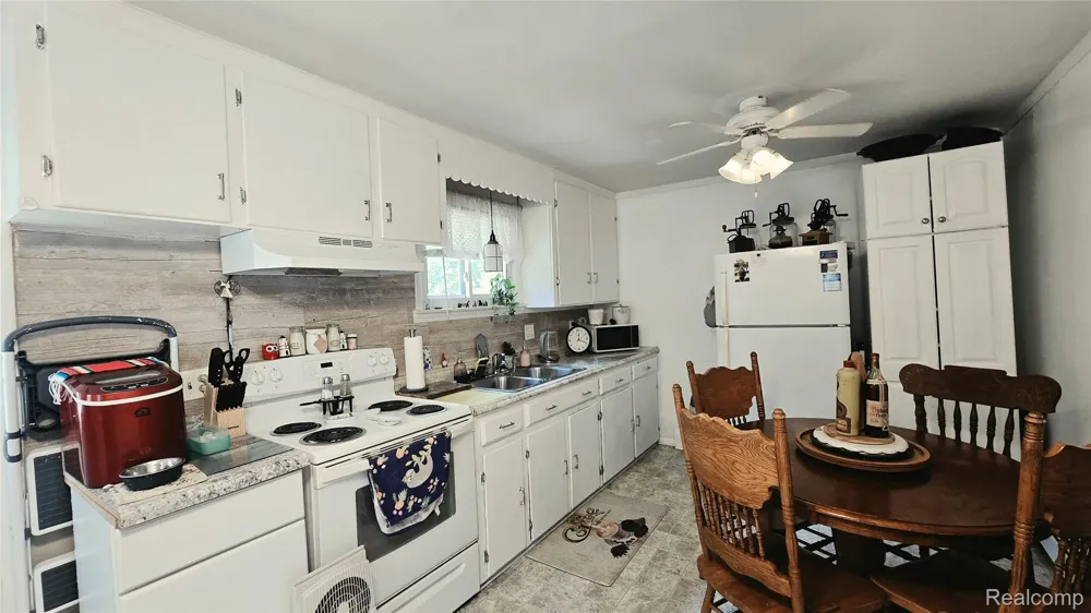 4677 Davidson Road Kimball Township, MI 48074
