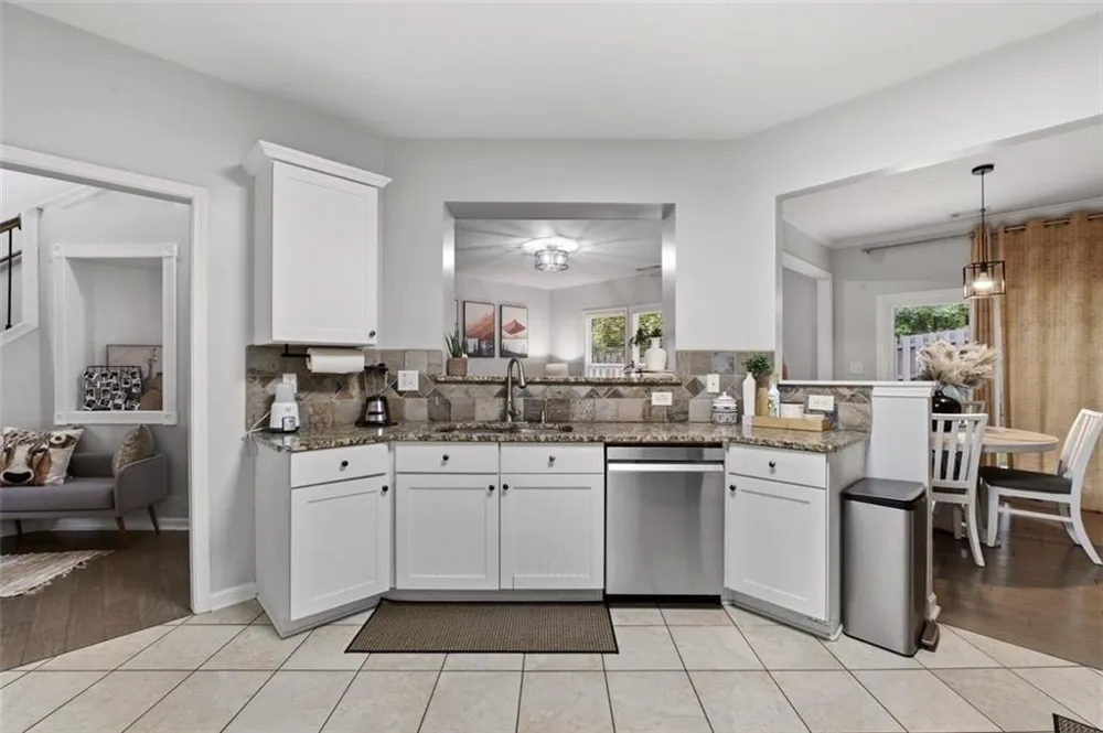 4922 Berkeley Oak Circle Peachtree Corners, GA 30092