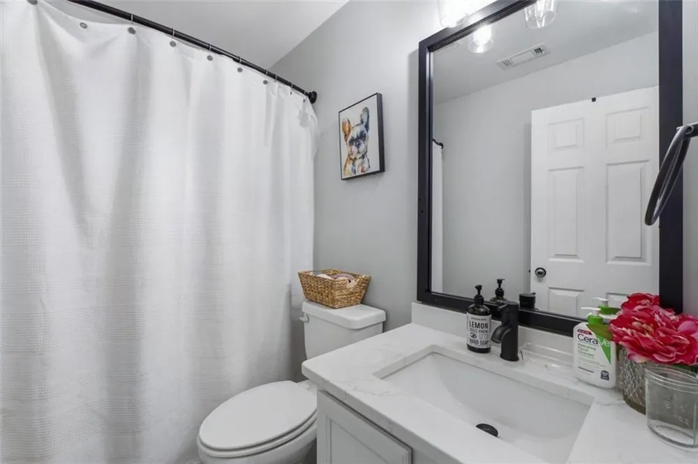 4922 Berkeley Oak Circle Peachtree Corners, GA 30092