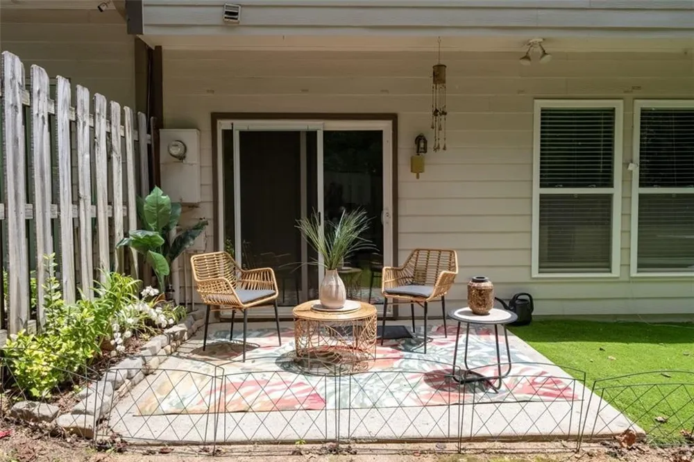 4922 Berkeley Oak Circle Peachtree Corners, GA 30092