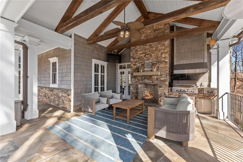 5983 Nachoochee Trail Flowery Branch, GA 30542