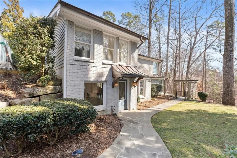 5983 Nachoochee Trail Flowery Branch, GA 30542