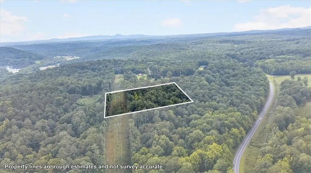 1395 Cowart Mountain Road Jasper, GA 30143