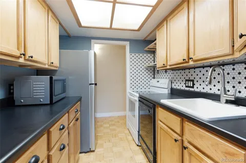 10165 W 25th Avenue #103