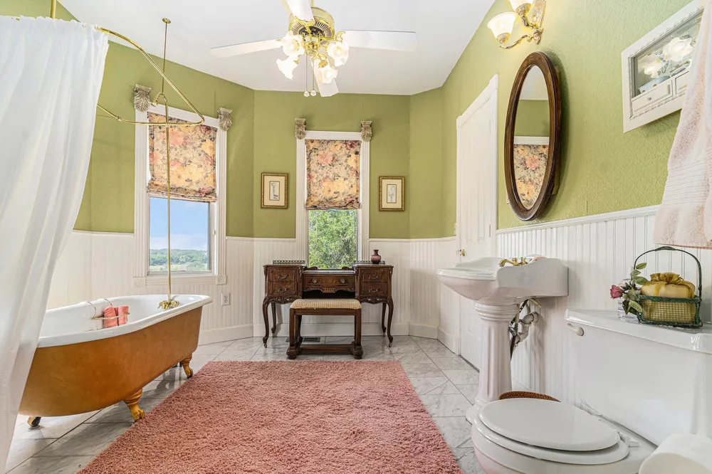 10454 E State Highway 6 Dublin, TX 76446
