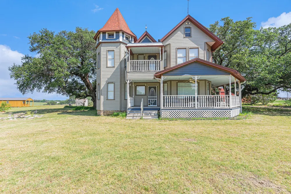 10454 E State Highway 6 Dublin, TX 76446