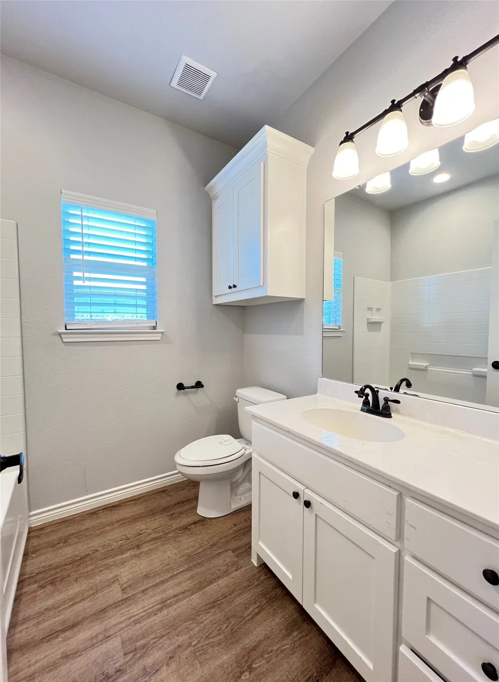 808 E Northside Drive Pilot Point, TX 76258