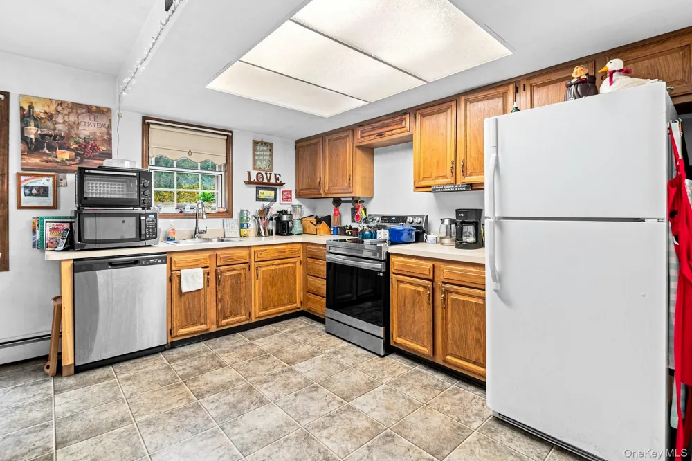 40 Glenridge Avenue Stony Brook, NY 11790