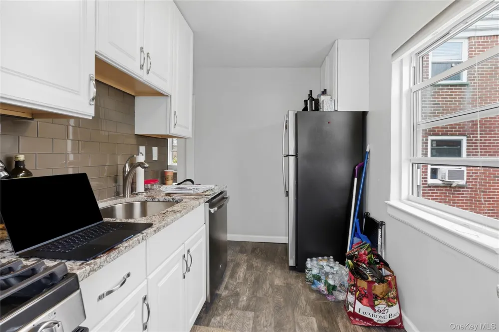 263-28 73rd Avenue #1st Fl Glen Oaks, NY 11004