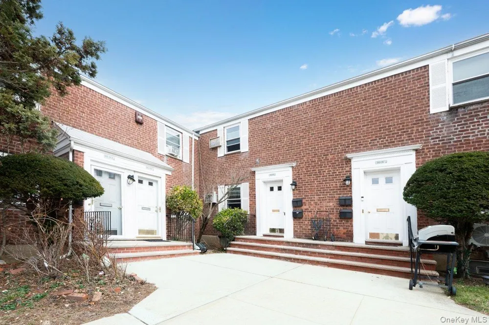 263-28 73rd Avenue #1st Fl Glen Oaks, NY 11004