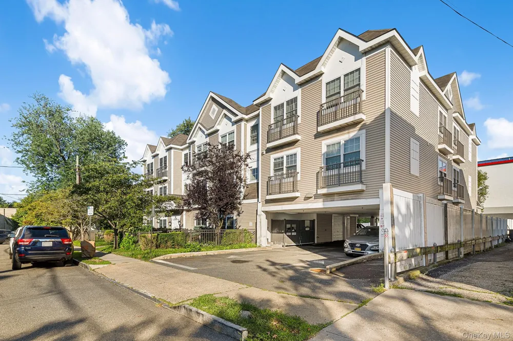 5 Minerva Place #2C White Plains, NY 10601