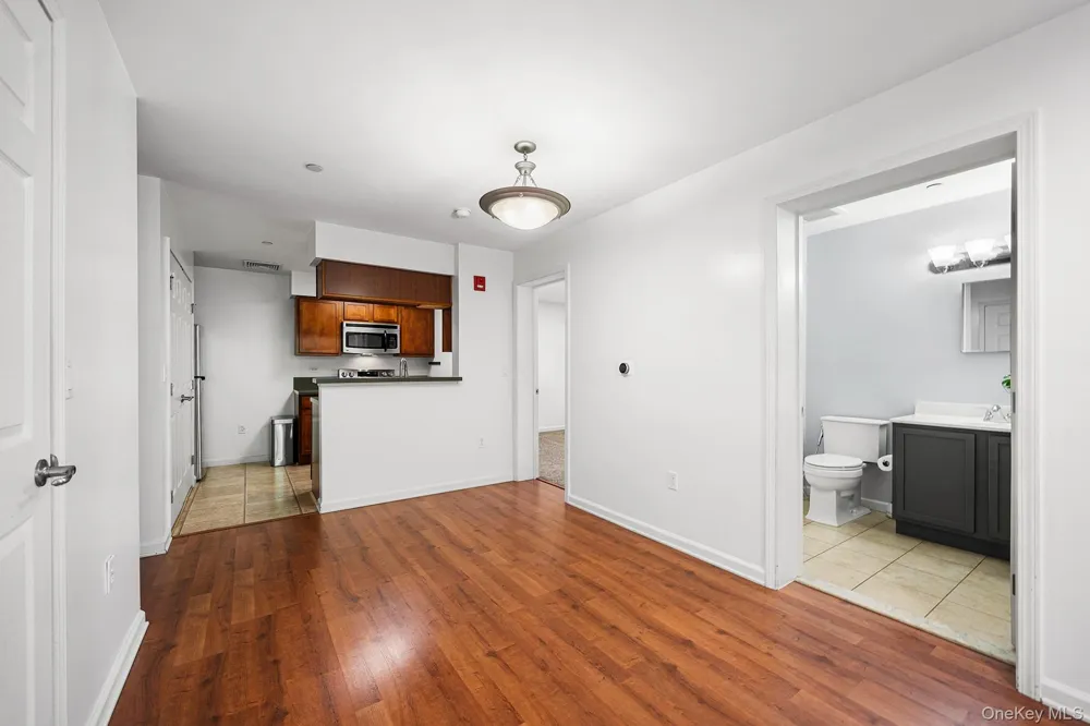 5 Minerva Place #2C White Plains, NY 10601