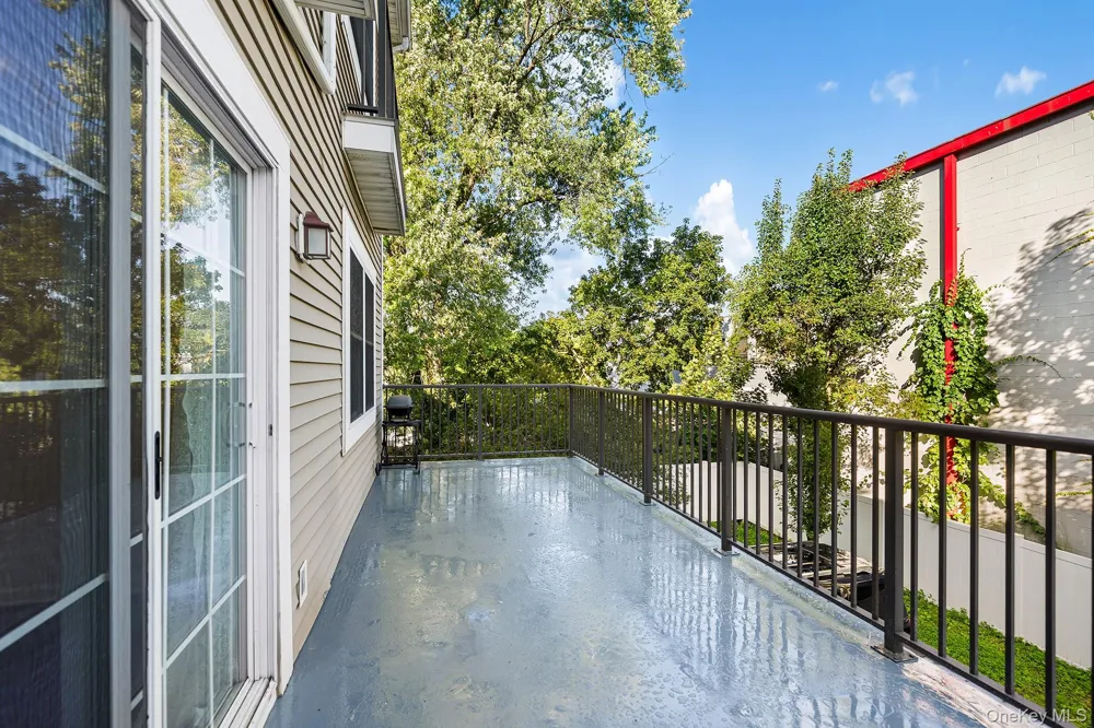 5 Minerva Place #2C White Plains, NY 10601
