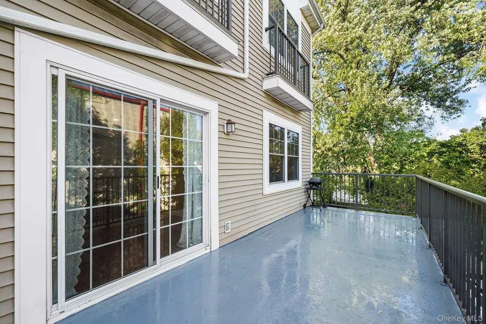 5 Minerva Place #2C White Plains, NY 10601