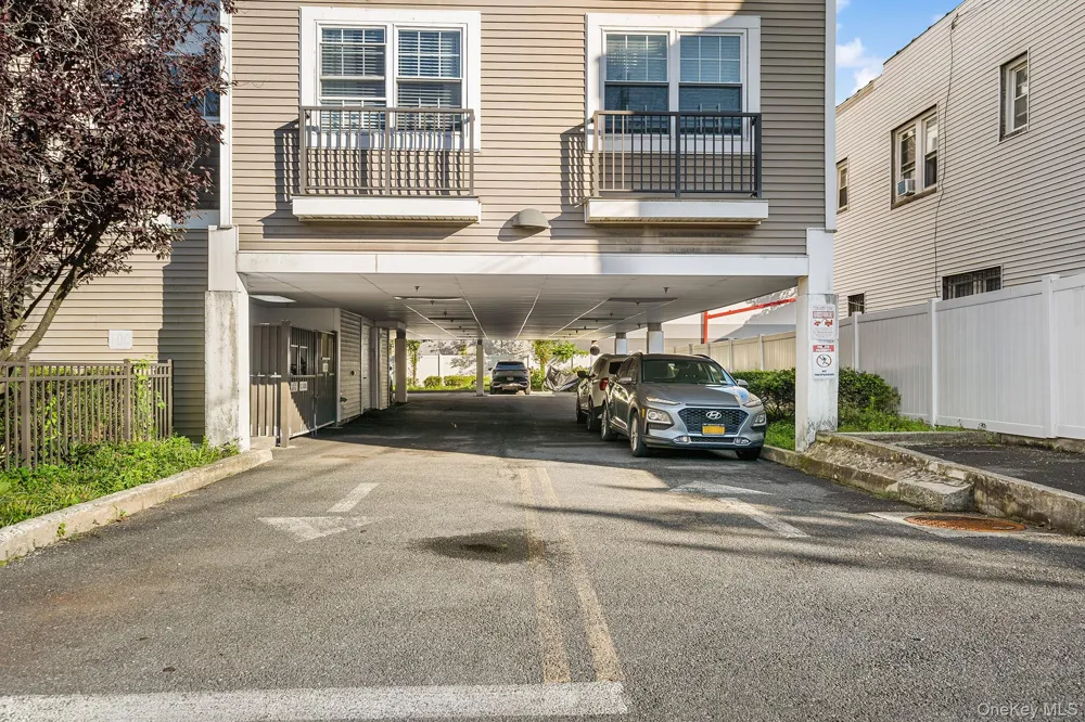 5 Minerva Place #2C White Plains, NY 10601