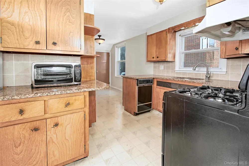 63 Thatcher Avenue Harrison, NY 10528
