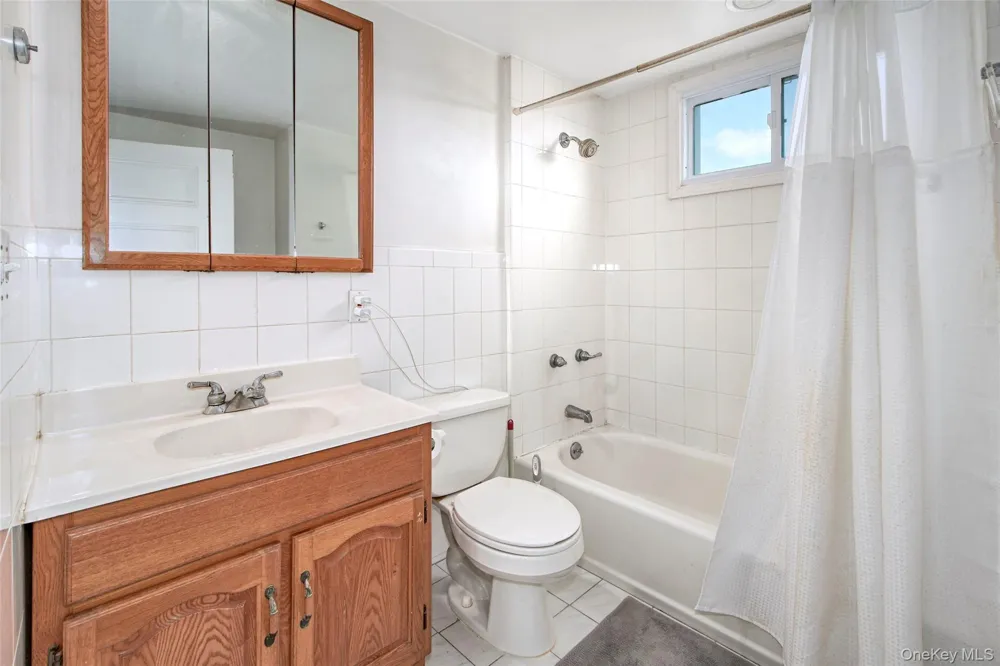 63 Thatcher Avenue Harrison, NY 10528