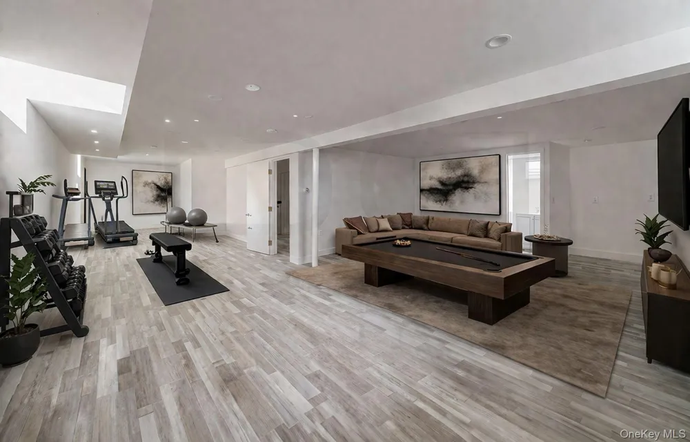 8535 Midland Parkway Jamaica Estates, NY 11432