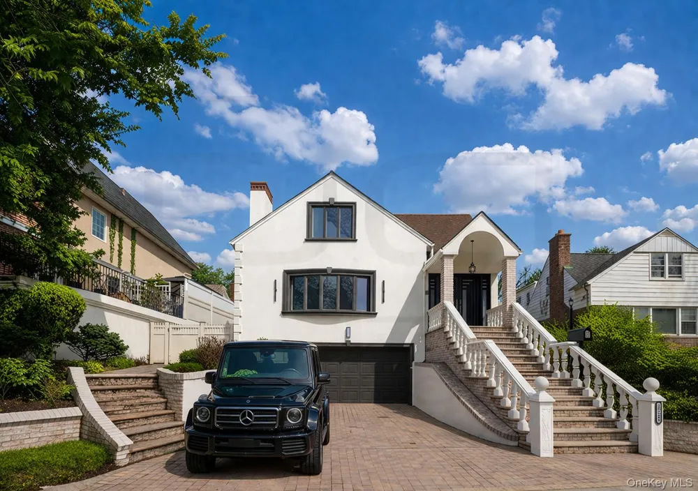8535 Midland Parkway Jamaica Estates, NY 11432