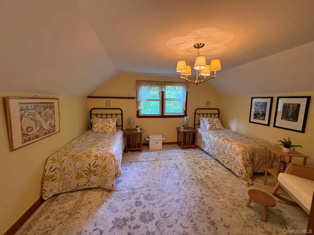 1360 Gulf Road Callicoon Center, NY 12724