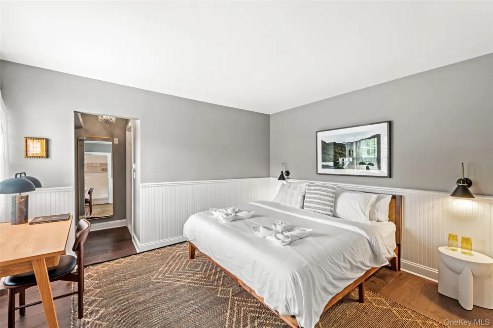 244 Main Street Southampton, NY 11968