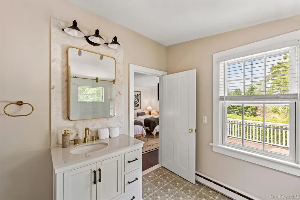 244 Main Street Southampton, NY 11968