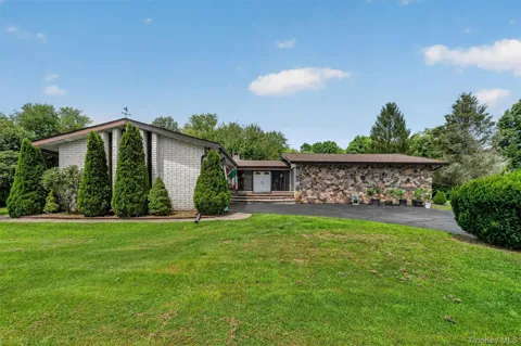 9 Carpenter Road