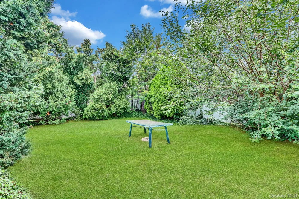 505 Leonard Boulevard New Hyde Park, NY 11040