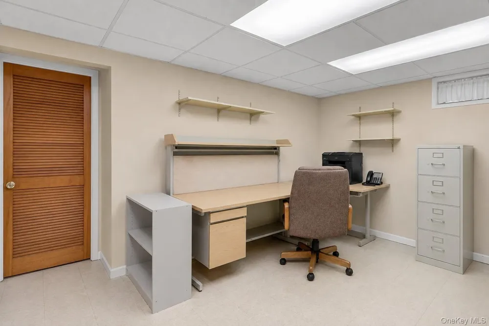 505 Leonard Boulevard New Hyde Park, NY 11040