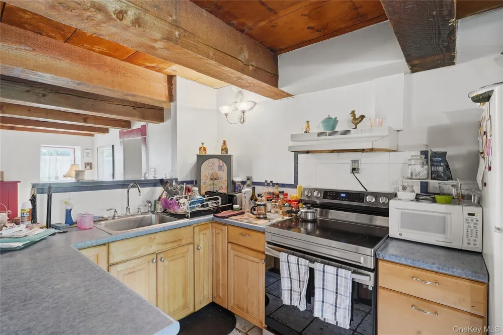 574 State Route 32 Esopus, NY 12561