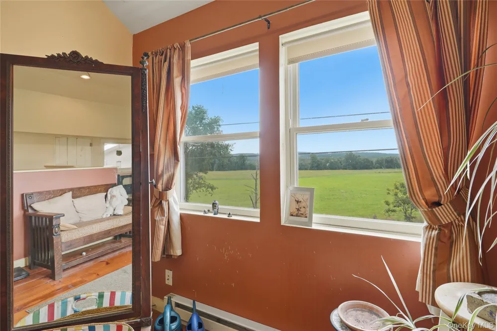 574 State Route 32 Esopus, NY 12561