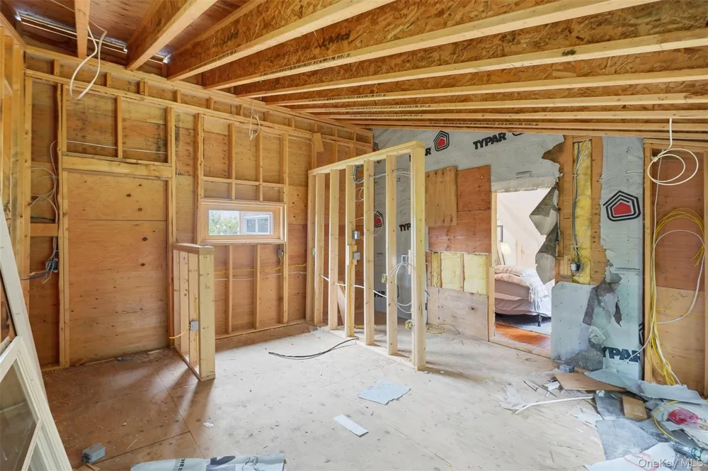574 State Route 32 Esopus, NY 12561