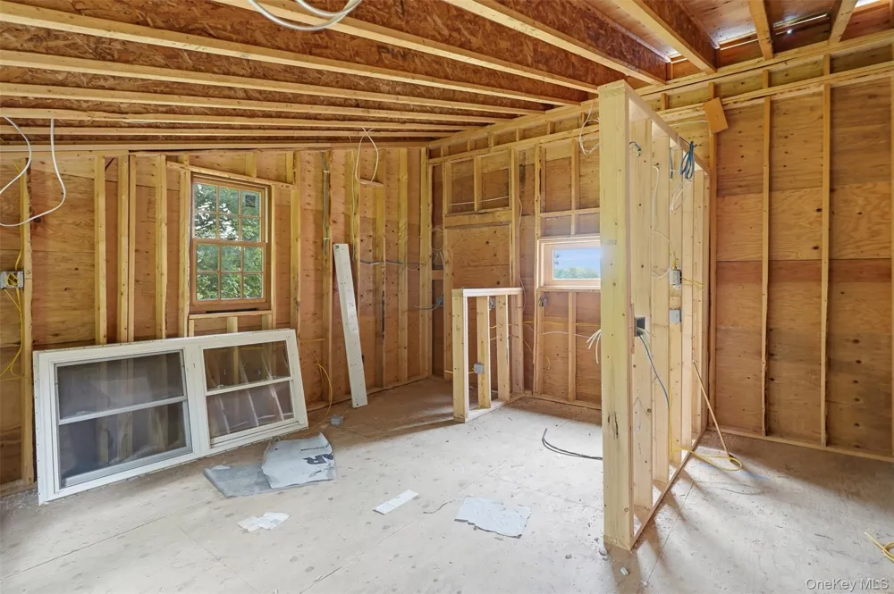 574 State Route 32 Esopus, NY 12561