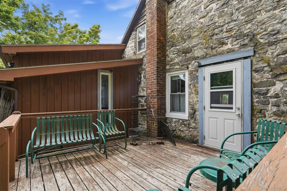 574 State Route 32 Esopus, NY 12561