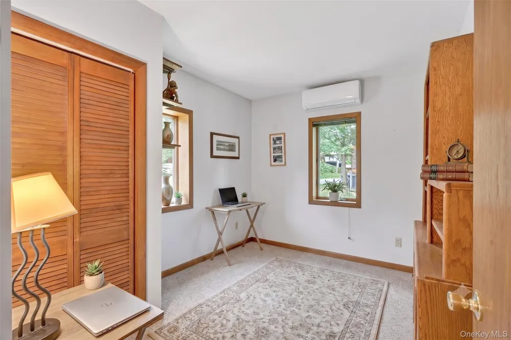 41 Penny Lane Highland, NY 12528